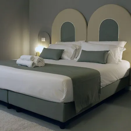 Oda ve Kahvaltı Gotti Charming